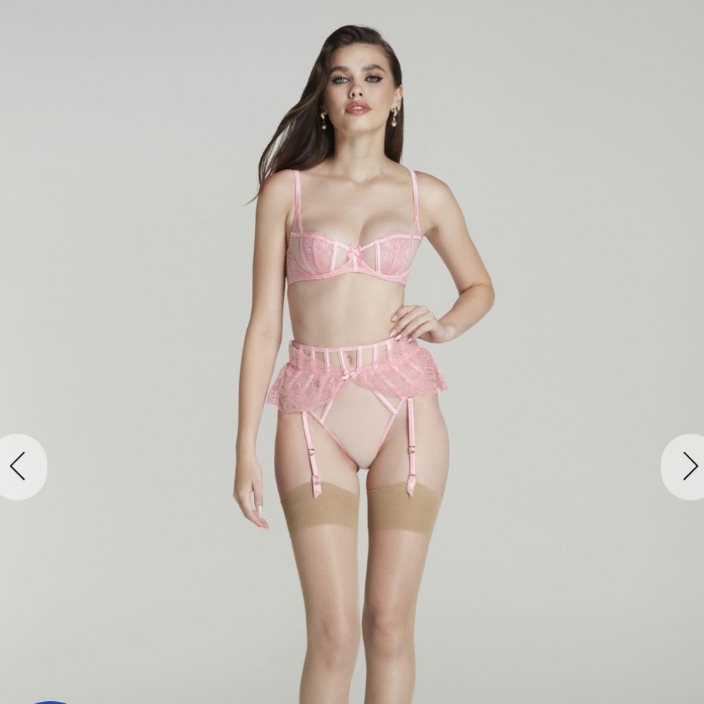 Rozlyn Set Pink